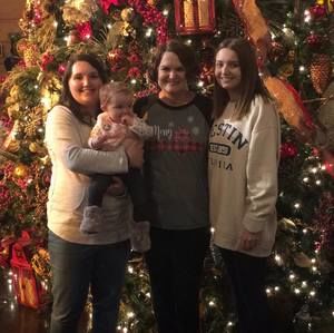 Meet your Posher, Angela